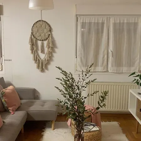 Con Encanto Y Mucha Luz 比利亚维西奥萨